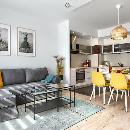 City Center Apartament Parking By Impero พอซนาน ภายนอก รูปภาพ