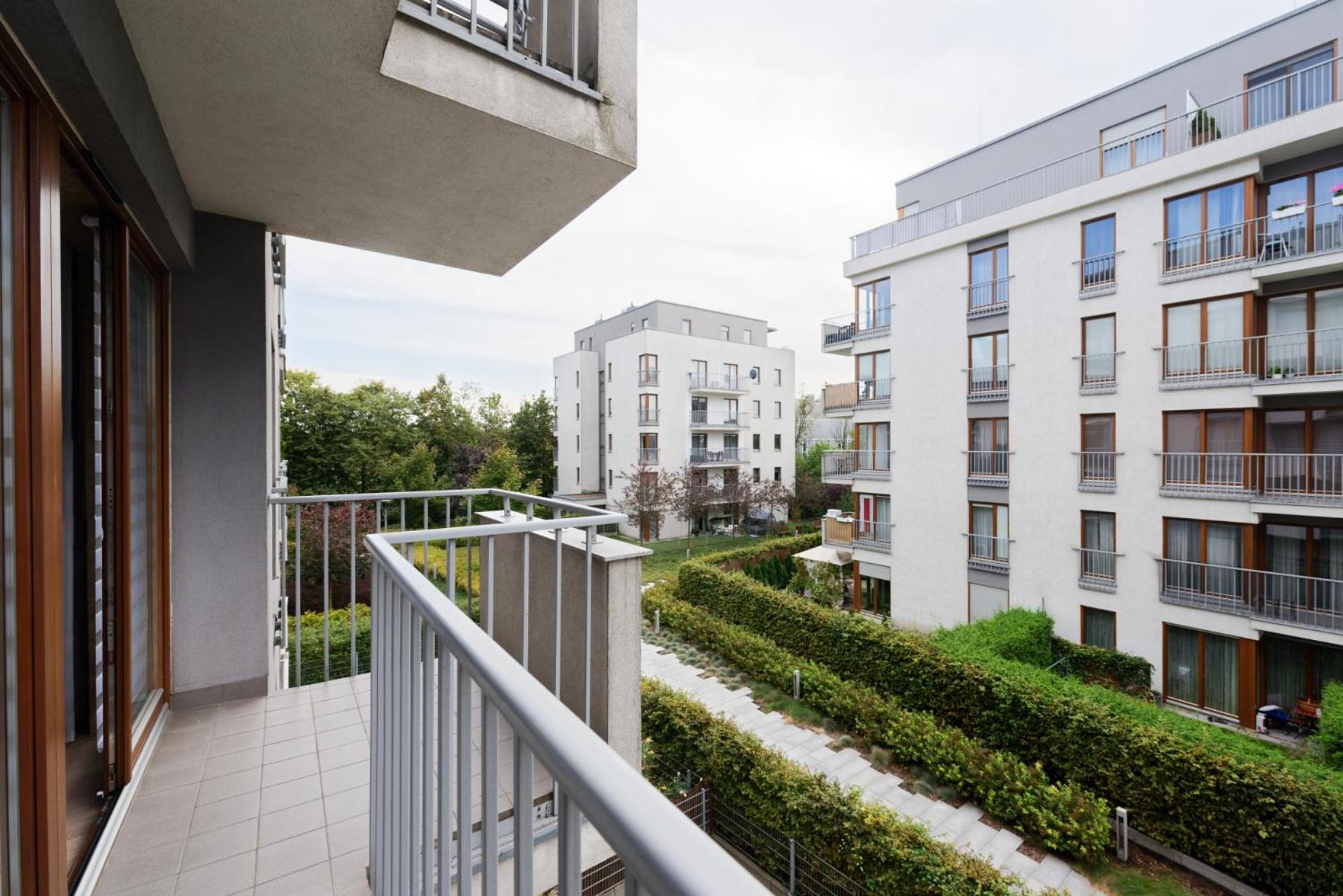 City Center Apartament Parking By Impero พอซนาน ภายนอก รูปภาพ